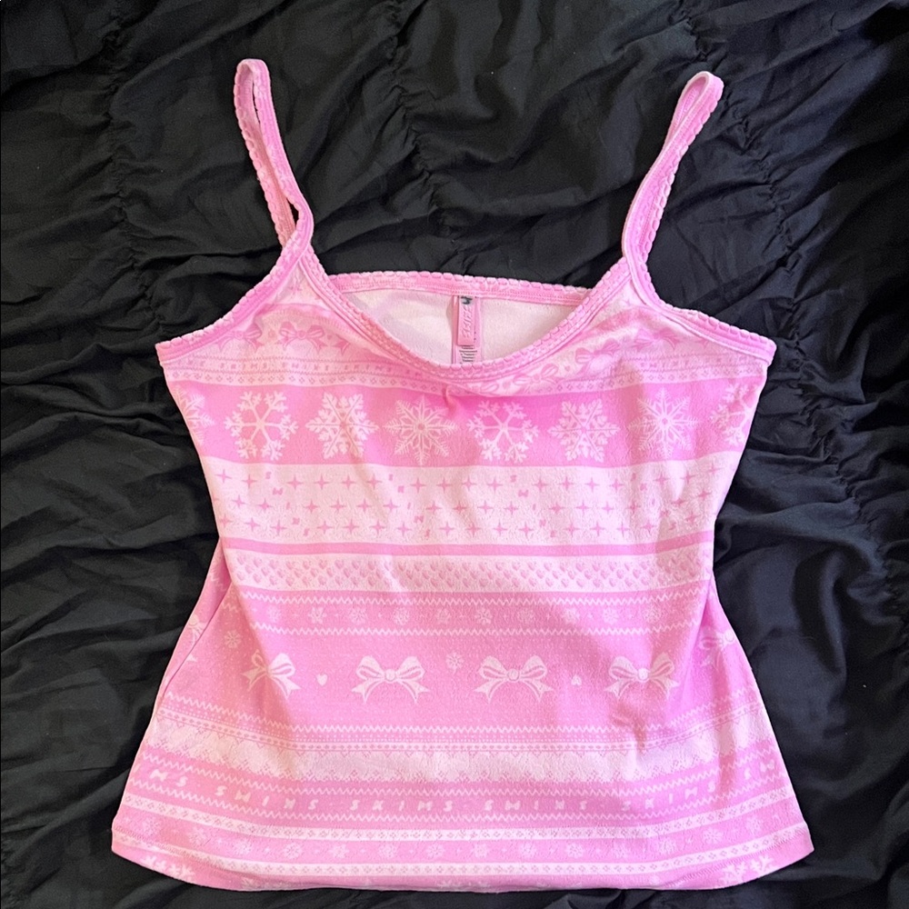 new pink skims pj tank